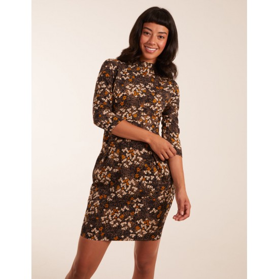 High Neck 3/4 Sleeve Dress With Belt High Neck 3/4 Sleeve Dress With Belt